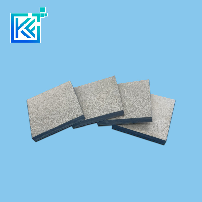 Manufacturer Customization Wear-Resistant High Temperature Anti-Corrosion Insulation Sintering Refractory Silicon Carbide Square Ceramic Board Substrate Plates