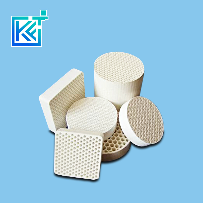 Manufacturer Precision Customerization Wear-Resistant Anti-Corrosion & High Temperature Insulation Filter Adsorption 99.7% Round Alumina Ceramic Honeycom