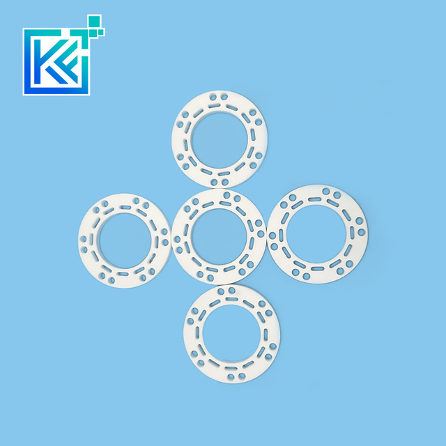 Manufacturer Customerization Wear-Resistant Anti-Corrosion Heat-Treatment Refractory Sintering Round Zirconia Ceramic Parts & Components Flange