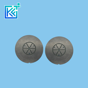 Manufacturer Customization Wear-Resistant High Temperature Anti-Corrosion Insulator Sintering Silicon Carbide Round Ceramic Structure Flanges