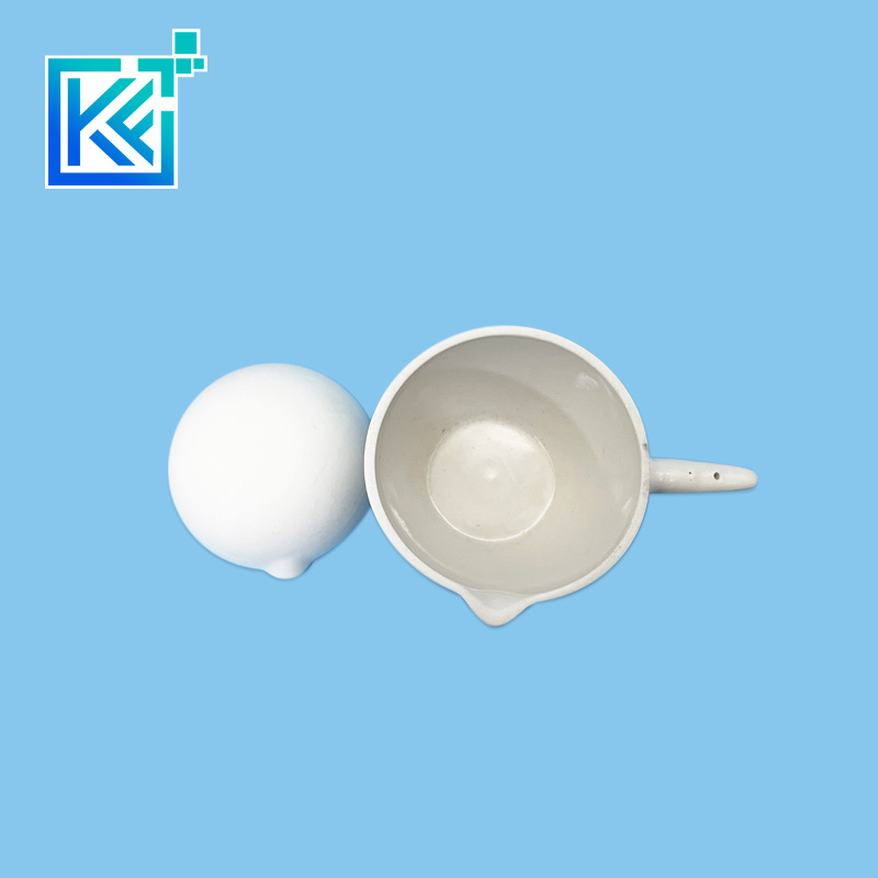 Manufacturer Customization Wear-Resistant Anti-Corrosion Heat-Treatment Insulation Evaporation Round Bowl with Hand Alumina Ceramic Boiling Pans Pots